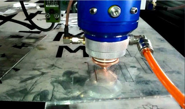 二氧化碳金屬非金屬混合切割機(jī)