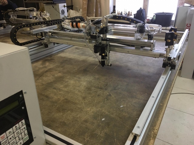 laser cutting machine made by russia customer