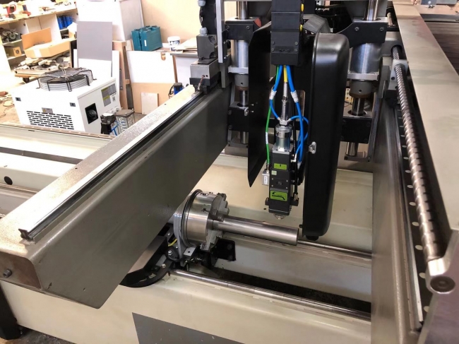 澳大利亞客戶做的光纖激光切管機