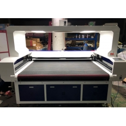 自動(dòng)送料全景CCD切割機(jī)