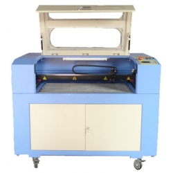 激光雕刻切割機(jī)