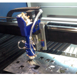 隨動(dòng)二氧化碳激光金屬切割激光頭